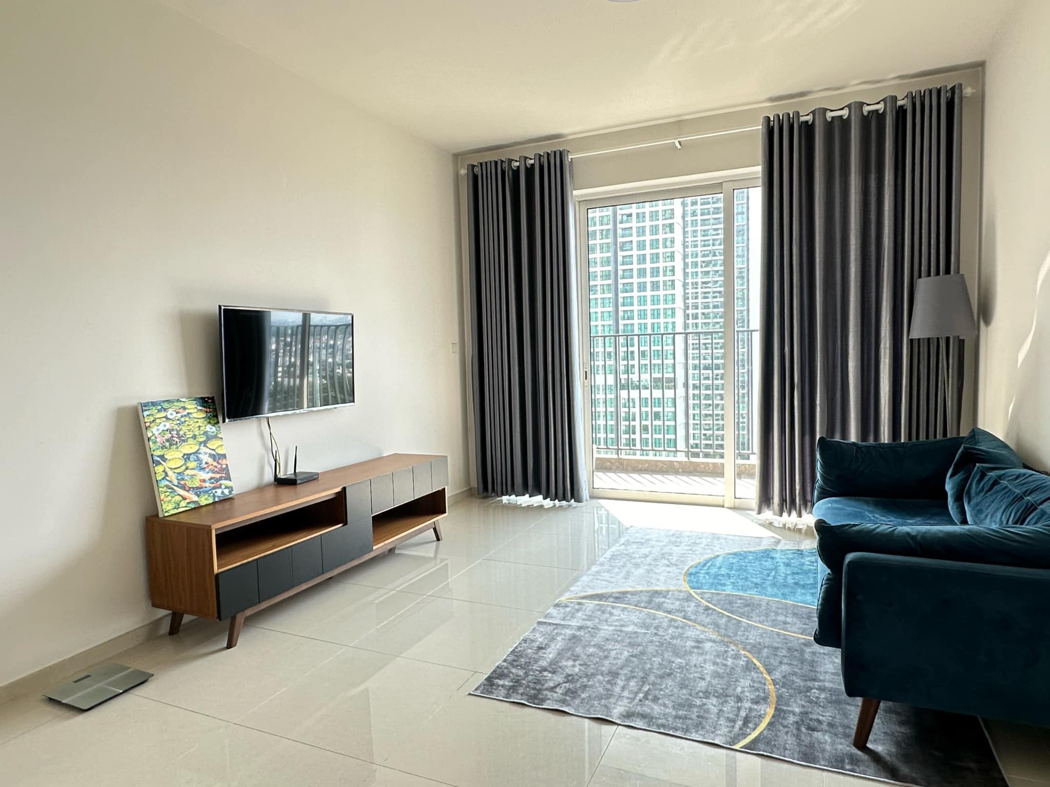 Hot quá ! Cho thuê 2PN Vista Verde full nội thất