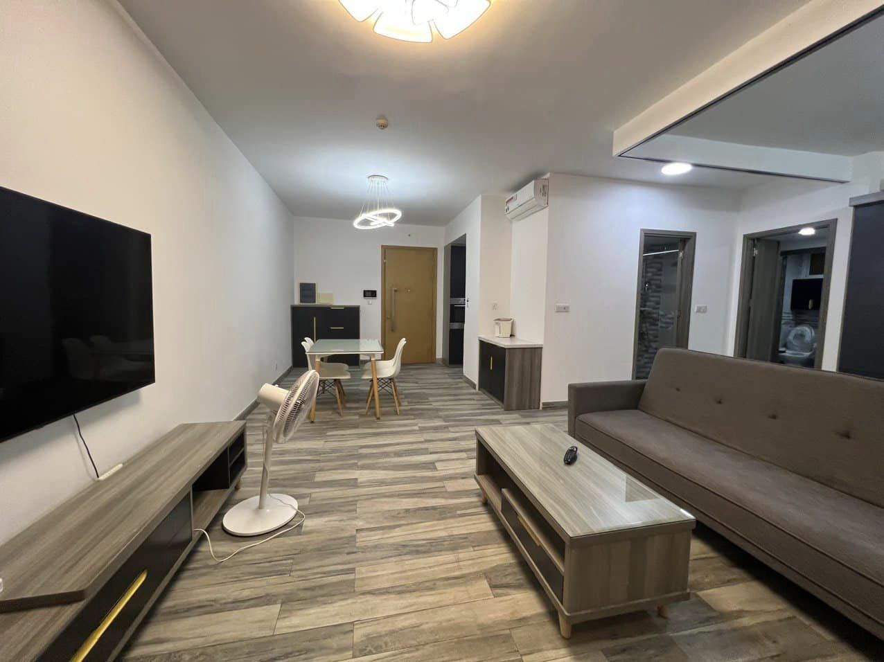 Bán căn chung cư Vista Verde 2PN